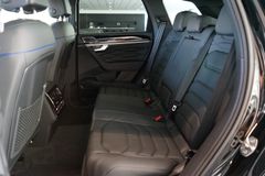 VW Touareg R eHybird | Pano | AHK | Dynaudio VW Touareg R eHybird | Pano | AHK | Dynaudio
