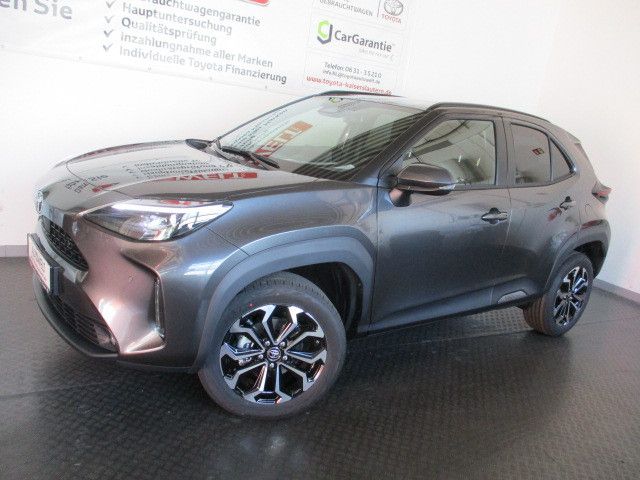 Fahrzeugabbildung Toyota Yaris Cross Hybrid FWD Teamplayer, Winterpaket