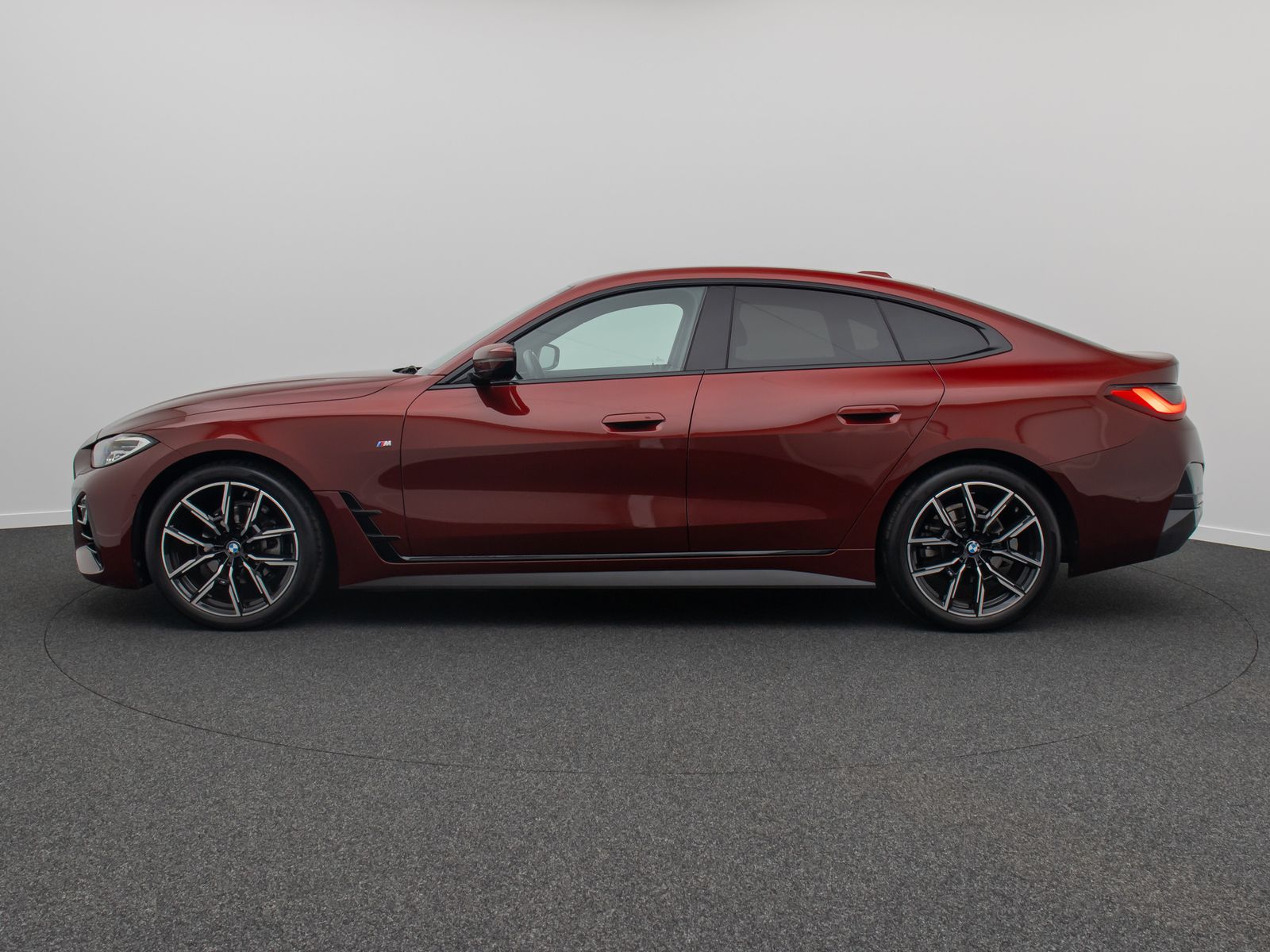 Fahrzeugabbildung BMW 420d xD GC M Sport Kamera DAB H/K DispKey 19Zoll