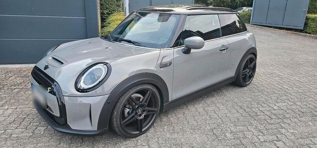 Image of MINI Cooper SE