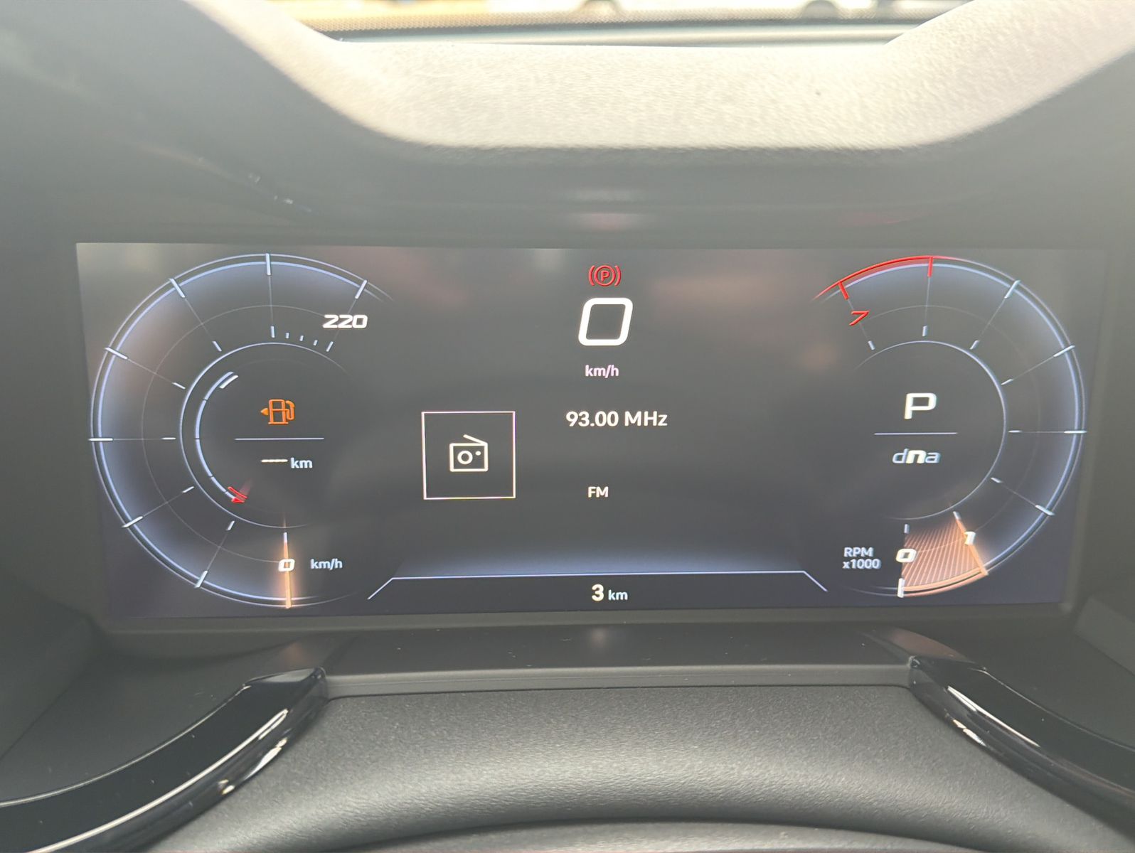 Fahrzeugabbildung Alfa Romeo Junior Ibrida 1.2 VGT 48V-Hybrid 107 kW Q4