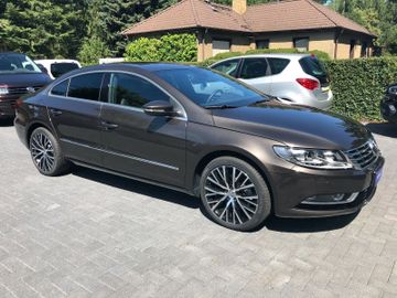Volkswagen Passat CC - 1