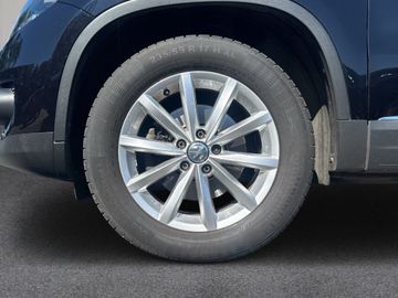 Volkswagen Tiguan - 11