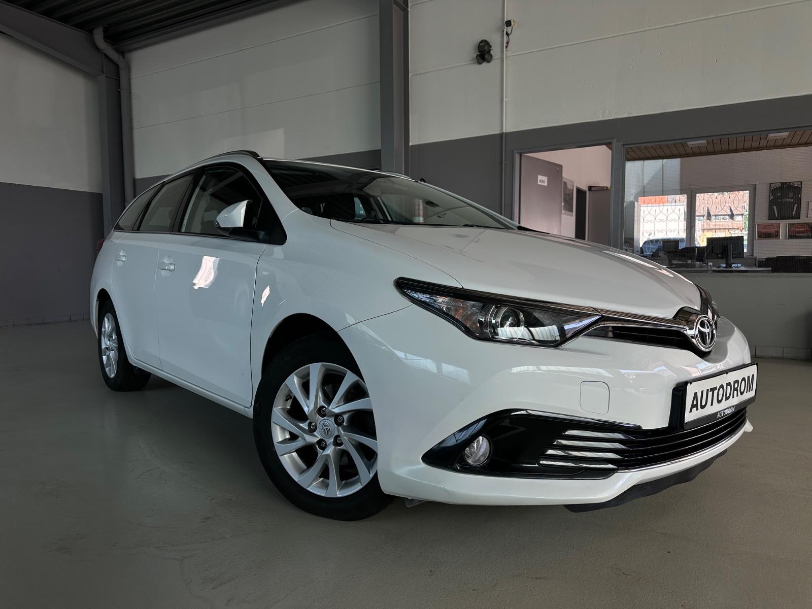 Toyota Auris Touring Sports Kamera/Tempomat/SHZ