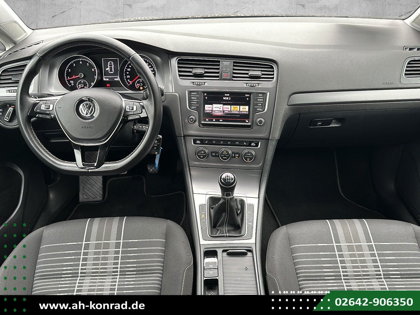 Fahrzeugabbildung Volkswagen Golf VII Lim. Lounge BMT 1.4 TSI+XENON+NAVI+GRA
