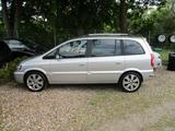 Opel Zafira 2.2 DTI Super Ausstattung - Opel Zafira: Dti