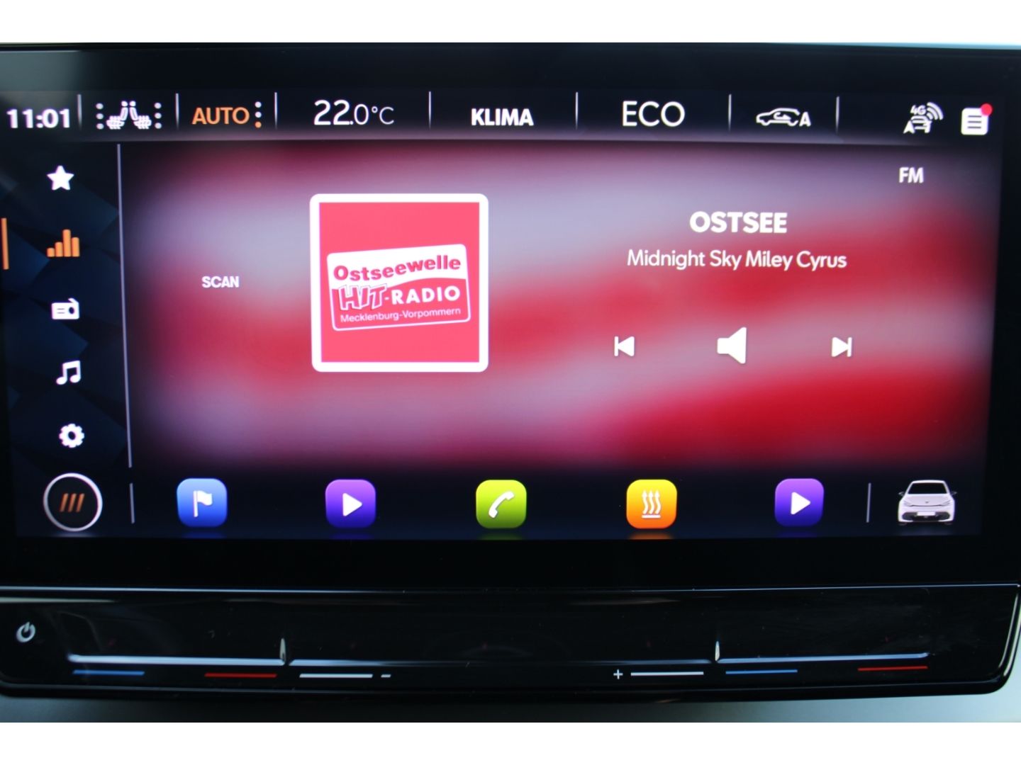 Fahrzeugabbildung CUPRA Born 170 kW LED GRA RFK Navi PDC vo+hi GJR SHZg