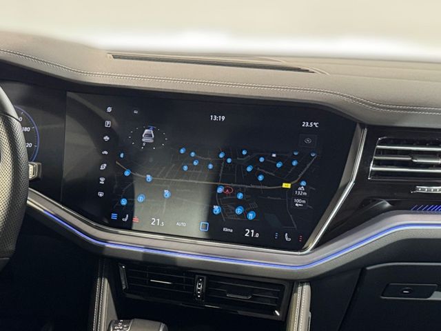 Touareg 3.0 TDI 4M R-LINE IQ.LIGHT+AHK+PANO+LUFT
