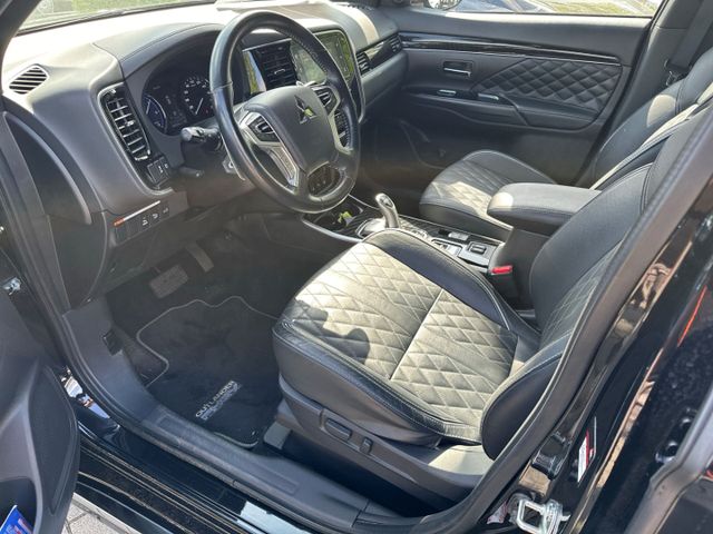 Outlander PHEV Intro Edition 4WD LED Kamera NAVI