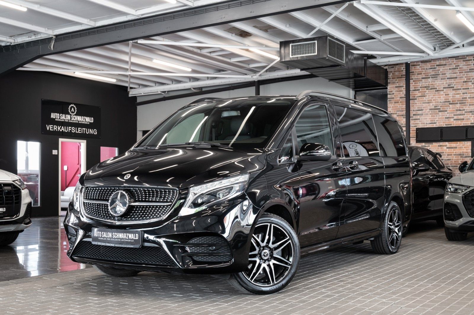 MERCEDES-BENZ V300d LANG 4Matic| AMG-LINE|NIGHT|AHK|LEDER|