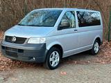 Volkswagen T5 Autom. Klima. Standheiz. 7-Sitzer.  - VW T5 Gebrauchtwagen in Solingen
