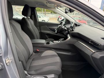 Peugeot 3008 - 8