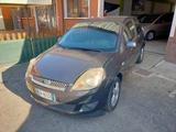 Ford Fiesta 1.2 GHIA - Ford Fiesta Ghia mit Benzin-Antrieb