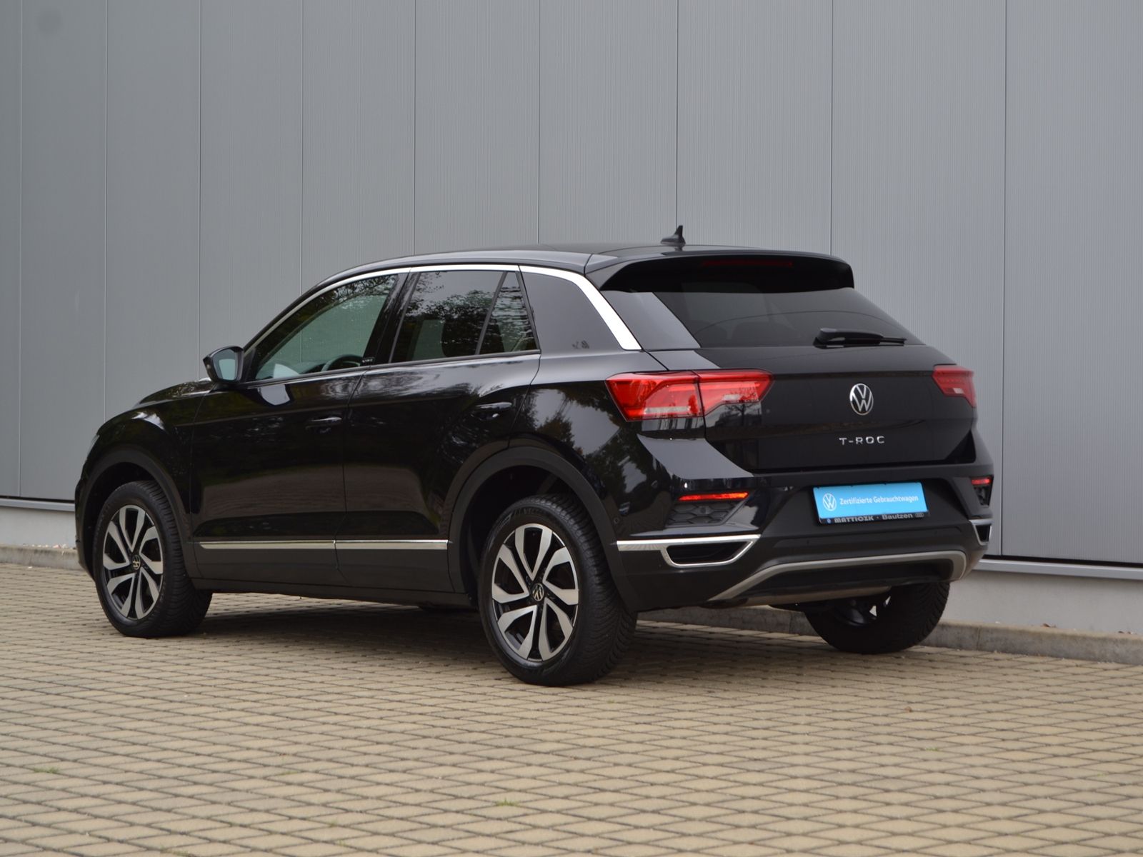 T-Roc 1.5 TSI Active AHK/STANDHEIZUNG/17-ZOLL/LE