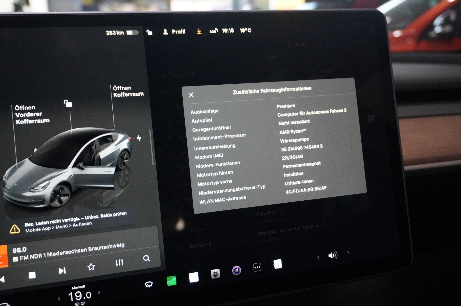 Fahrzeugabbildung Tesla Model 3 LONGRANGE DUAL-MOTOR NAVI/KAMERA/SHZ/AMD