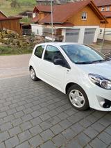 Renault Twingo Dynamique 1.2 LEV 16V 75 Eco-Drive Dy... - Renault Twingo: 16v Dynamique