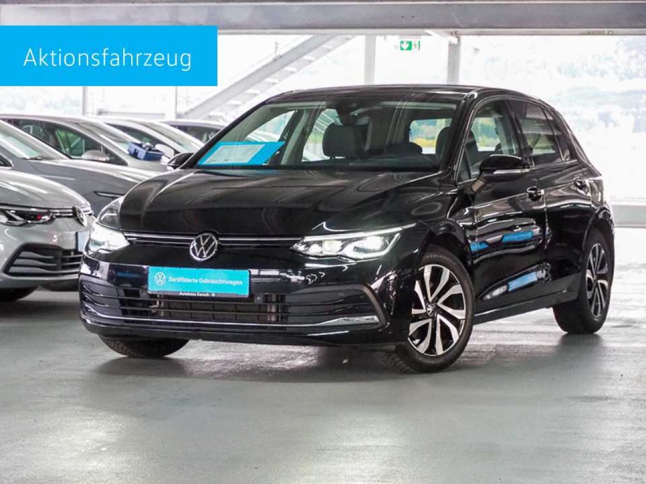 Volkswagen Golf VIII 2.0 TDI DSG Active AHK PANOR.SD foto 2