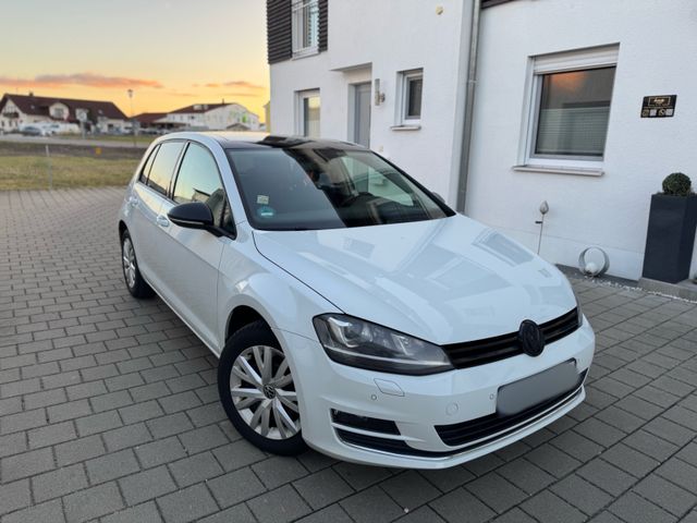 Volkswagen Golf 7 Lim. Highline*AUTOMATIK*TEMPOM.*STZHZG*