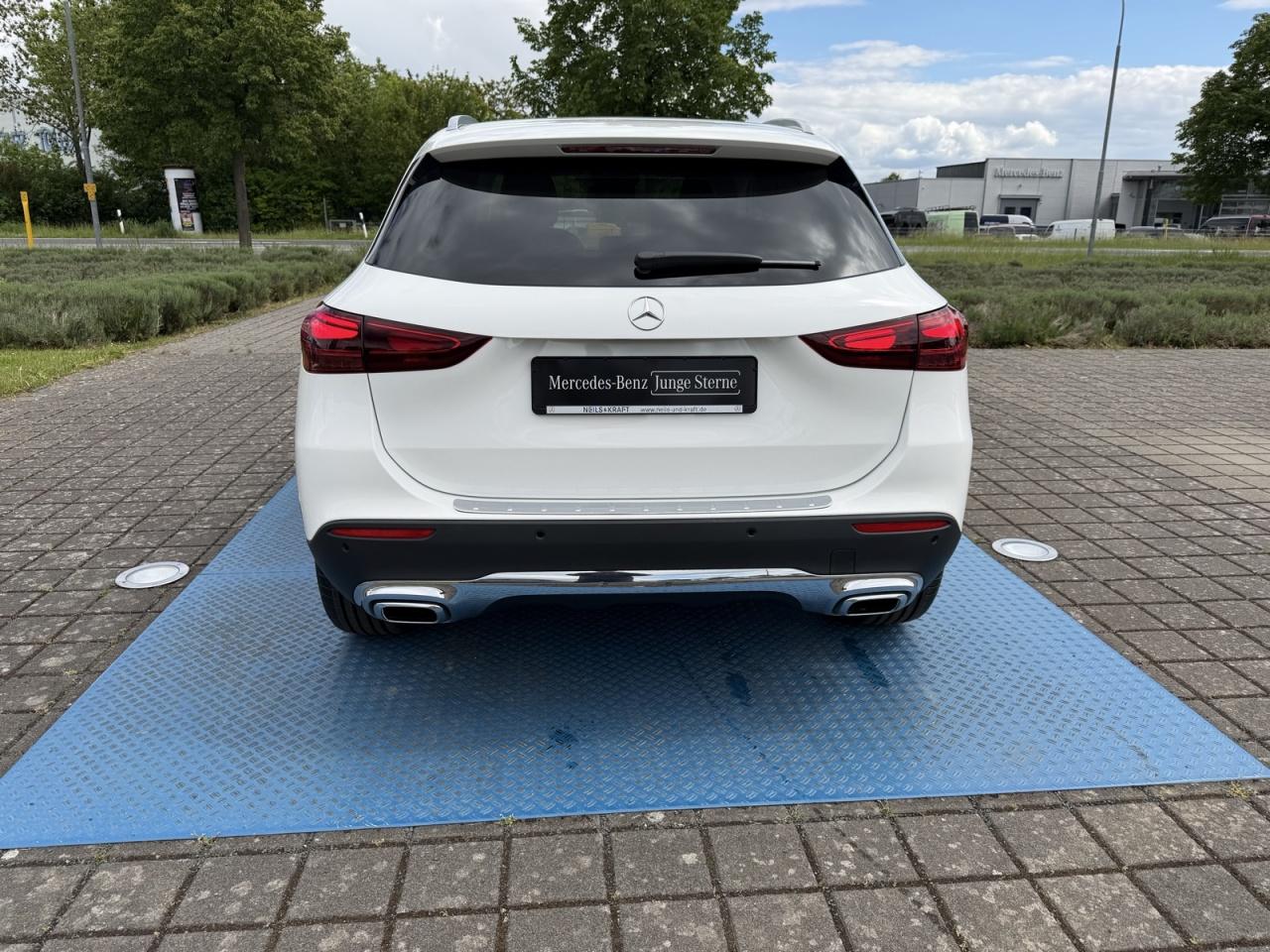 Mercedes-Benz GLA 220d 4M PROGRESSIVE+FAHRASSIST+TOTW+360+KAM