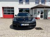 Porsche Panamera Sport Turismo 4 S - Porsche Panamera: Schwarz