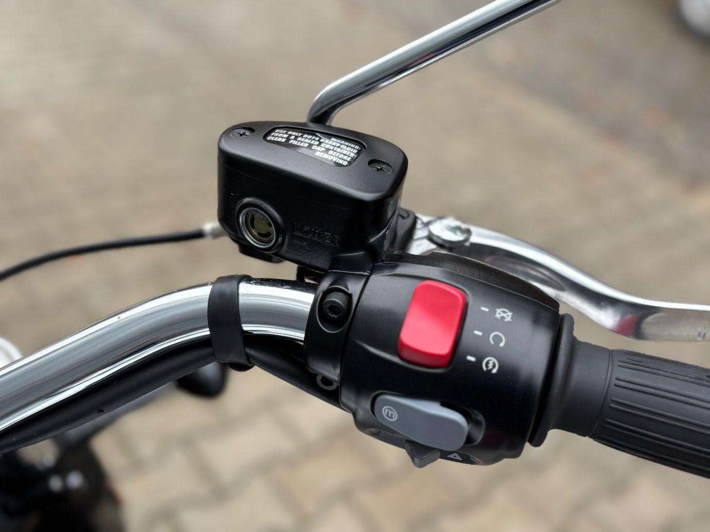 Fahrzeugabbildung Triumph Speedmaster 1200 Bonneville, wenig KM, gepflegt,