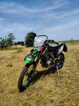 Kawasaki KLX 125 - KAWASAKI KL 125