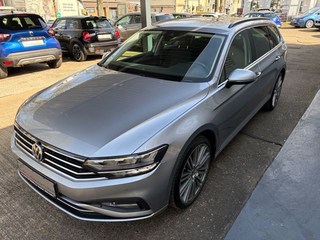 Fahrzeugabbildung Volkswagen Passat Variant 1.5 DSG+AHK+Navi+CarPlay+LM+WR
