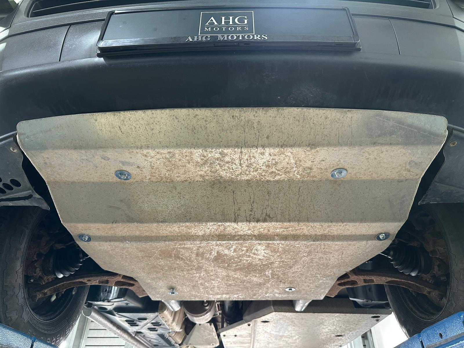 Volkswagen T5 WIDDER 4MOTION ROCKTON SEIKEL BUNDESWEHR OFFR