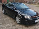 Opel Astra 1.9 CDTI Cabrio Twin Top OPC - Opel Astra Twin top mit Diesel-Antrieb