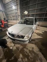 BMW E46 320i Touring  170 PS  TÜV 11/27 - BMW 320 aus 2001: Kombi