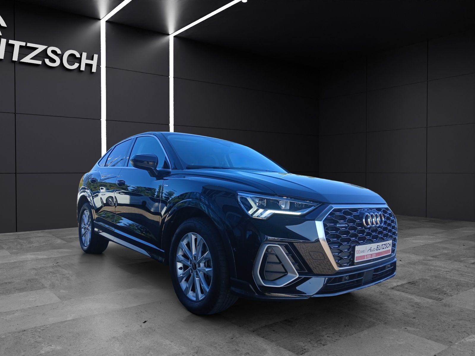 Fahrzeugabbildung Audi Q3 Sportback 45 TFSI quattro S-line S-tronic LED