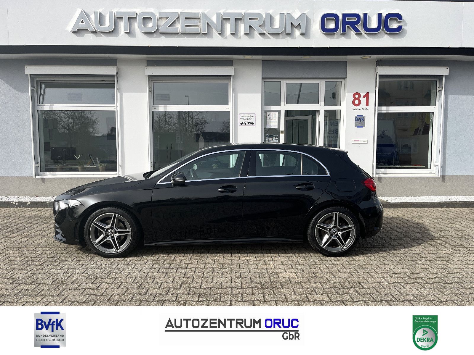 MERCEDES-BENZ A 200 AMG Line *Navi*Virtual*Alcantara*