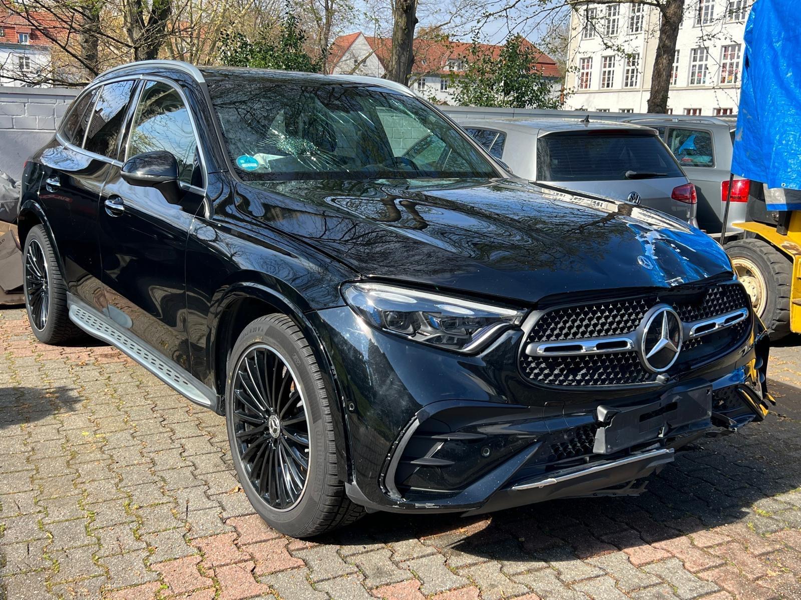 Mercedes-Benz GLC 220 d 4M AMG PANO 360° DTR HEAD-UP KEYLESS