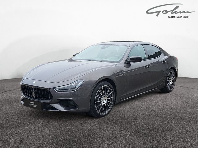 Maserati Ghibli Modena S ULTIMA SONDERMODELL + GLASDACH