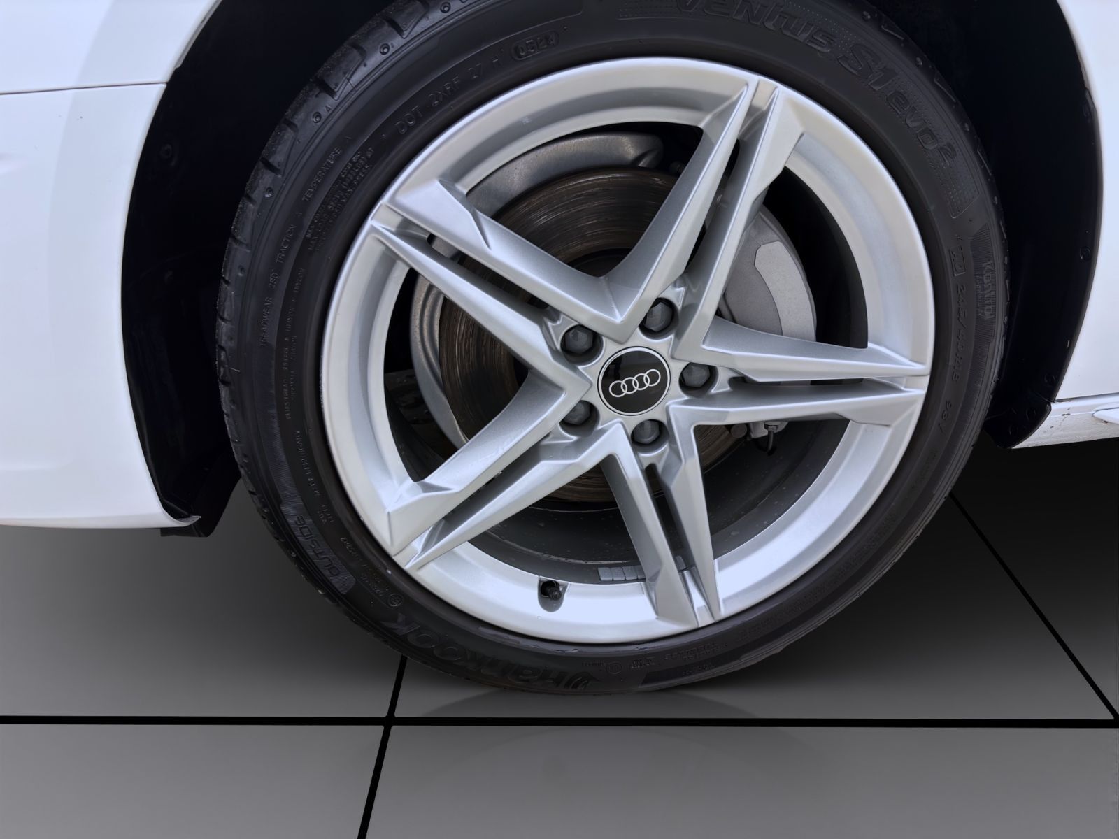 Audi A4 - Bild 9