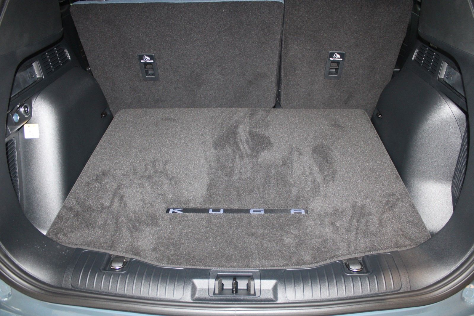 Fahrzeugabbildung Ford Kuga 2.5 Duratec FHEV BlueCruise Edition SOFORT