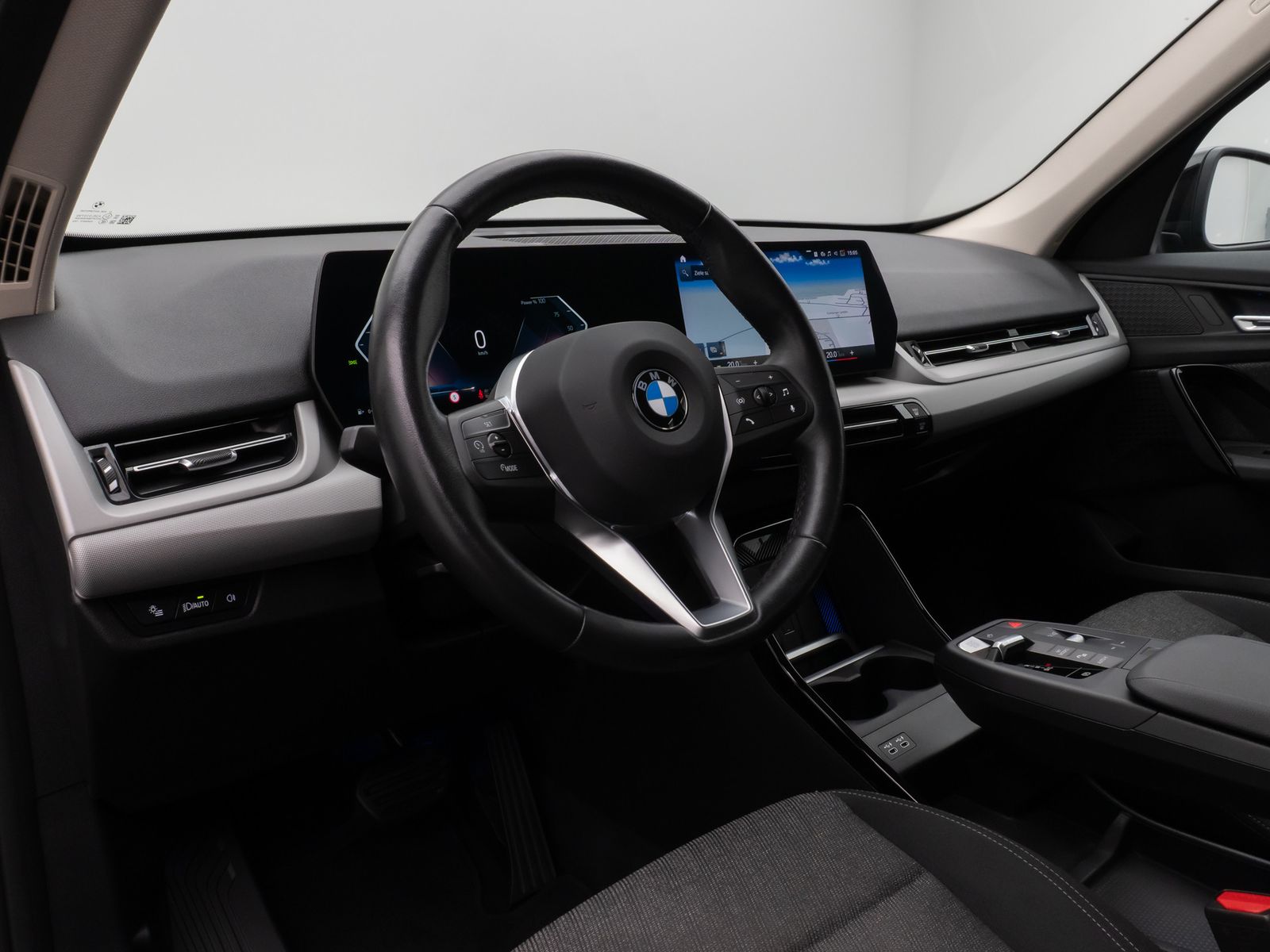 Fahrzeugabbildung BMW X1 sD18i Kamera DAB Fernlichtassist Komfort AHK