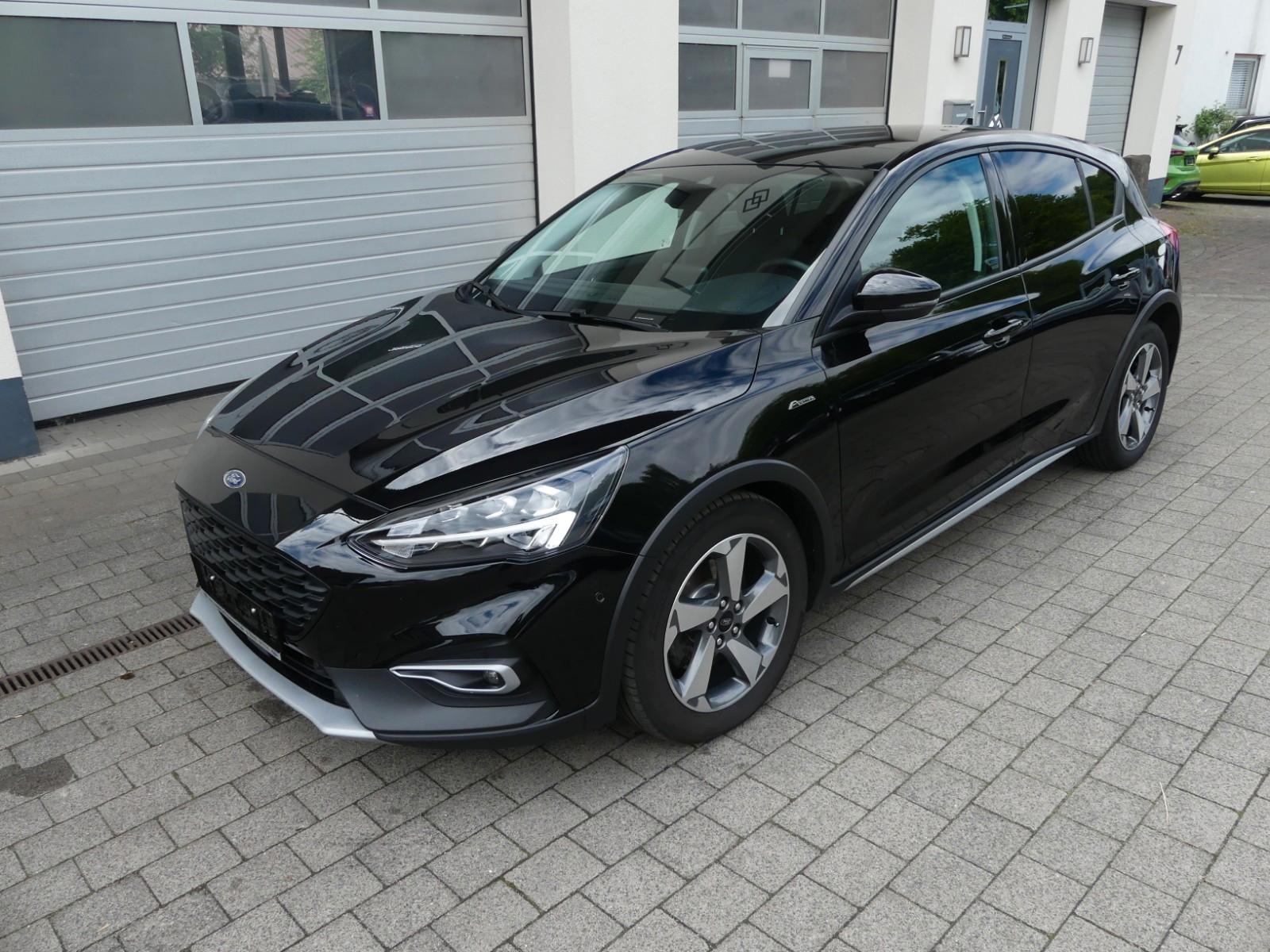Ford Focus Lim. Active X*AHK*Panoramadach*