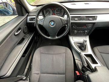 BMW 318 - 11