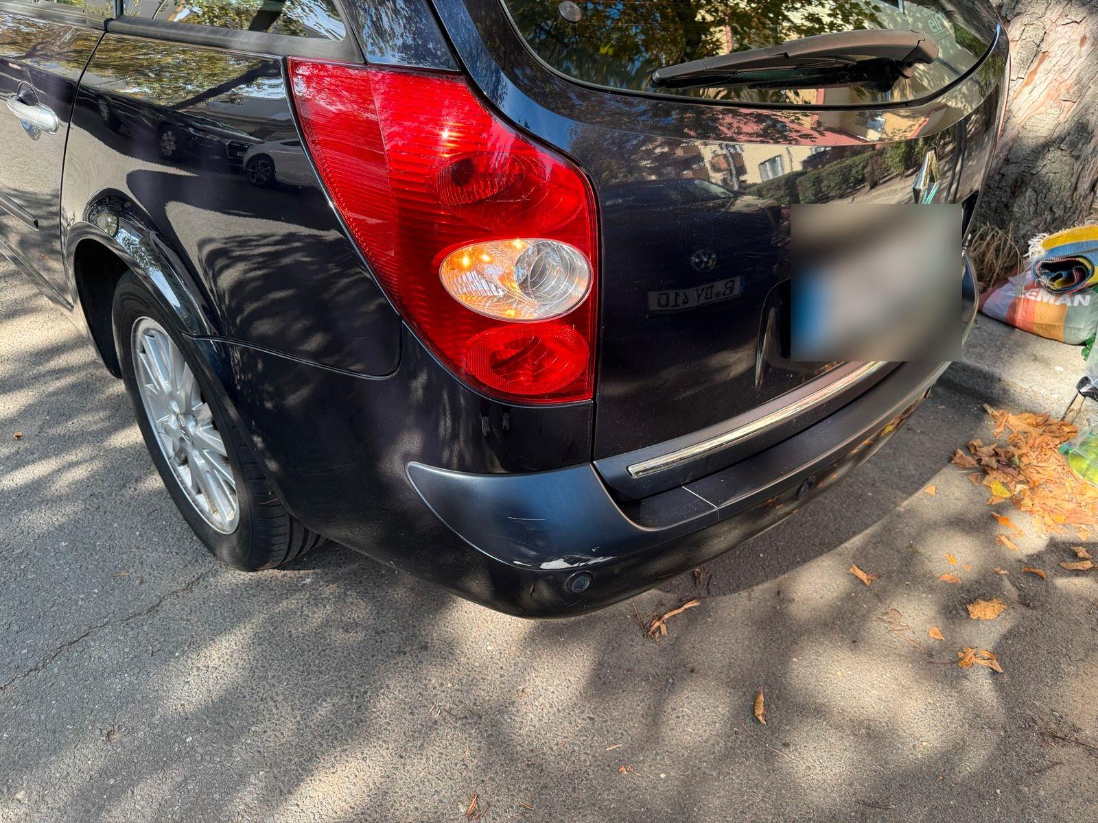 Renault Laguna 2007 — engine 131 HP (96kW)