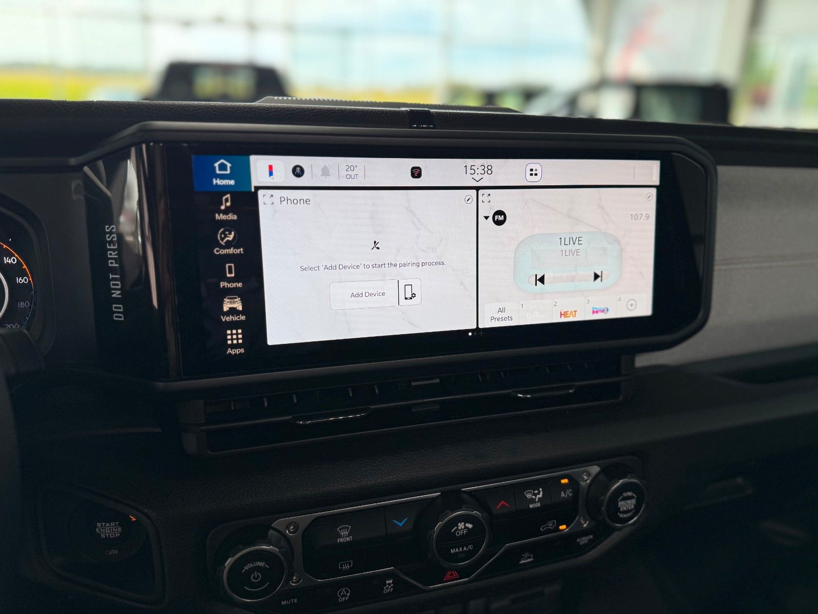 Fahrzeugabbildung Jeep Wrangler WILLYS 2.0 T-GDI 4x4 MY25 "AHK"