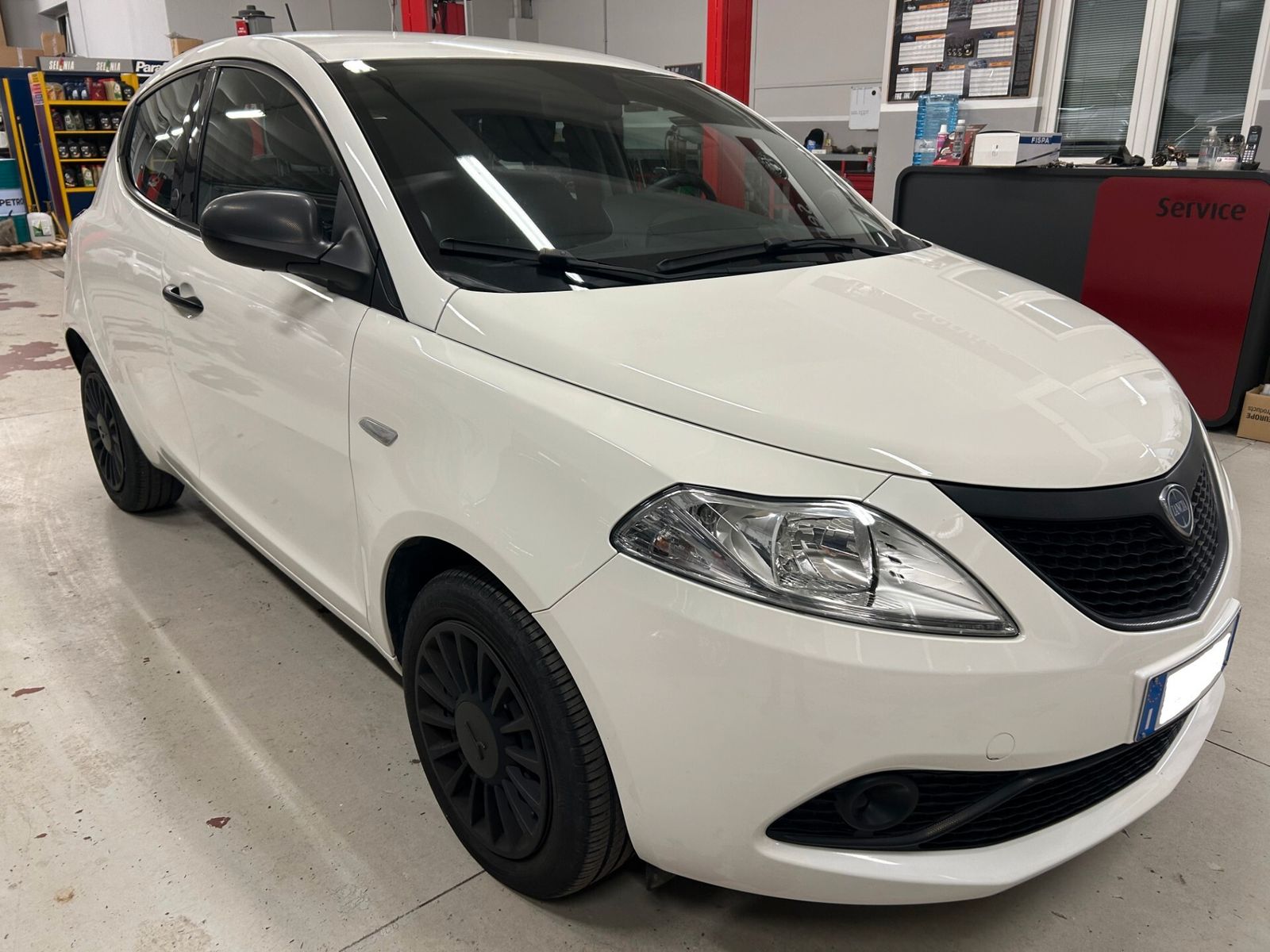 LANCIA Ypsilon