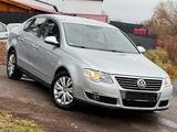 Volkswagen Passat Limo Highline 2.0FSI*DSG*ALCANTARA* - Volkswagen Passat: Fsi