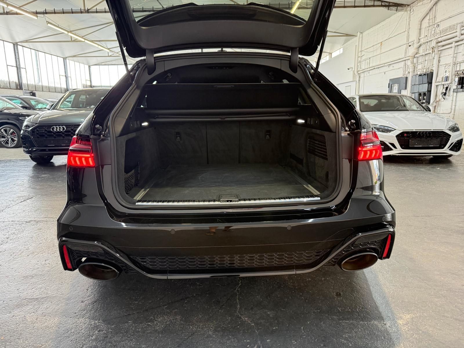 Audi RS6 RS 6 Avant 4.0 TFSI quattro foto 13