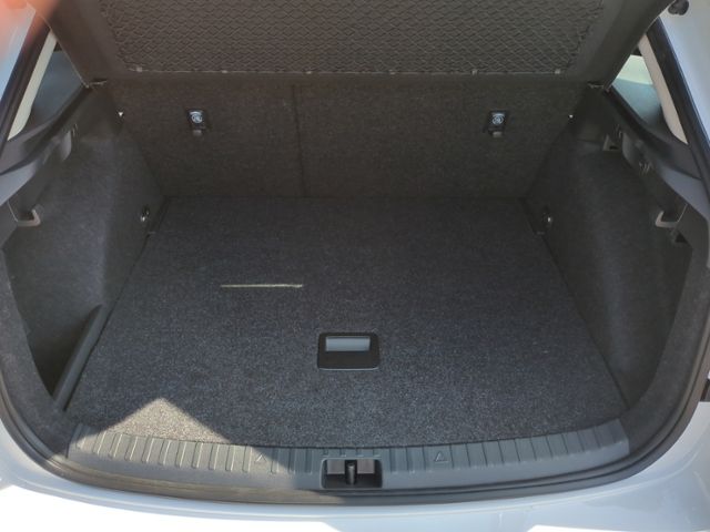 Fahrzeugabbildung SKODA Scala 1.0 TSI Essence KLIMA LED ALU SHZ