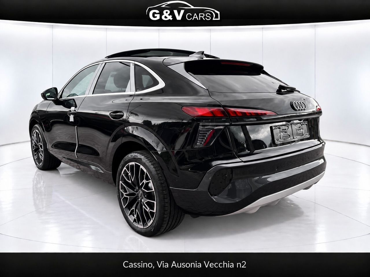 Audi Q3 Sportback 2.0 tdi 150cv S-Tronic S-LINE imagem 2