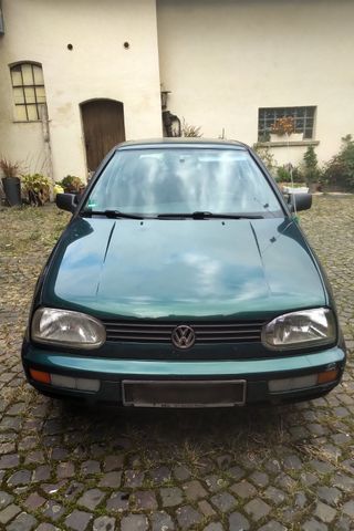 Volkswagen Golf 3 III 1,6l - ZV, Schiebedach, 6fach-C...