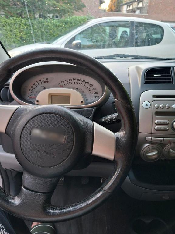 Daihatsu Sirion