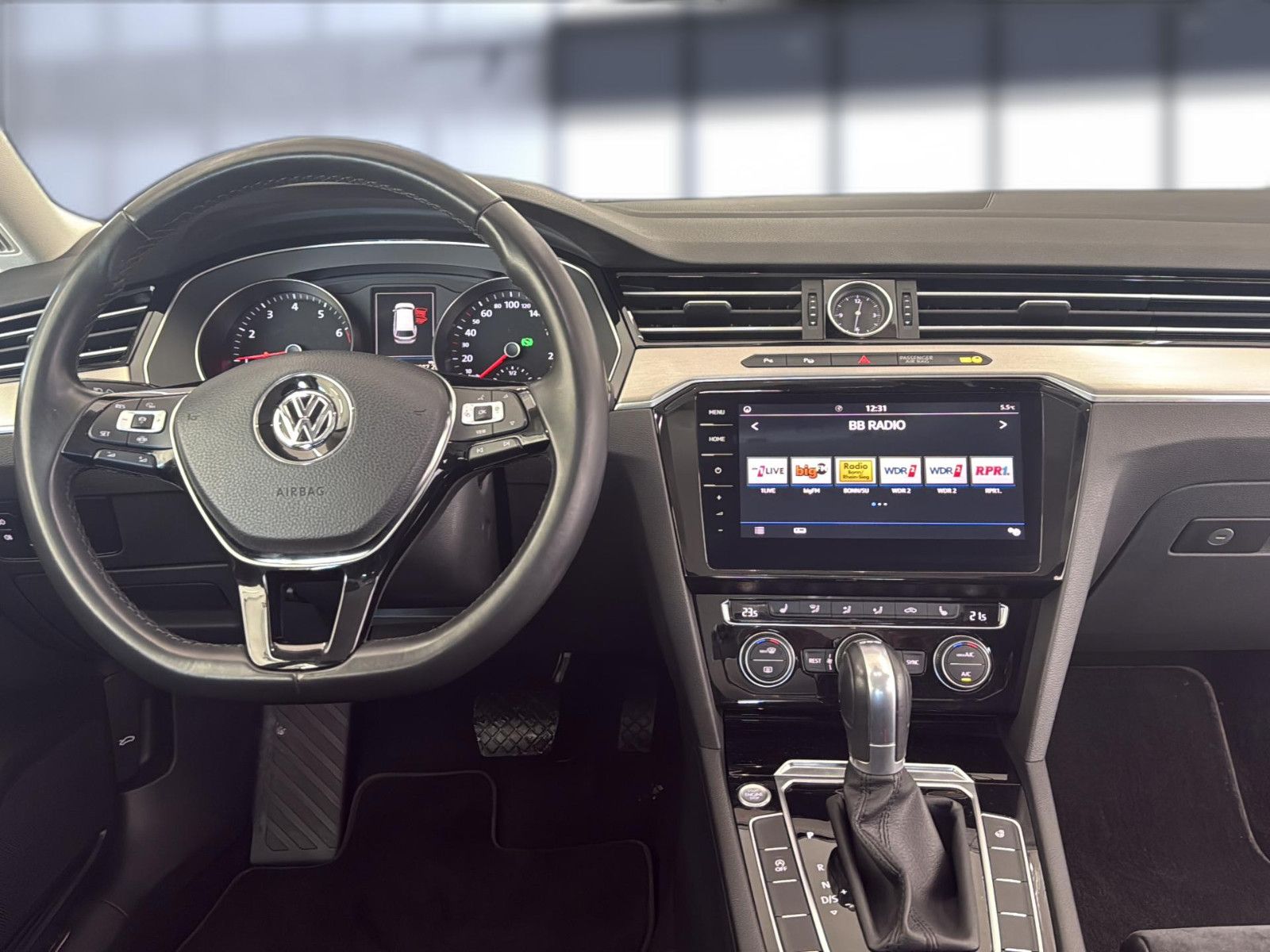 Fahrzeugabbildung Volkswagen Passat Variant Highline /unfallfrei