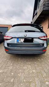 Skoda Superb 2.0 TDI SCR 140kW DSG 4x4 Style Combi... - Skoda Superb in Düsseldorf